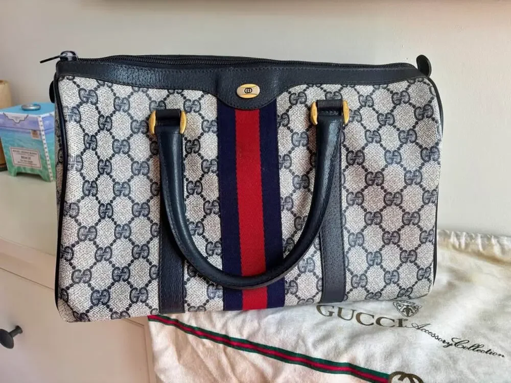 Authentic Gucci GG Supreme Boston Bag